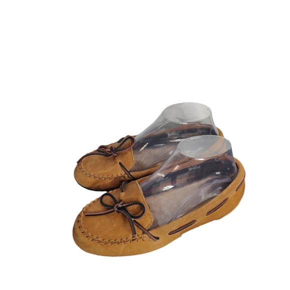 Woolrich Women's Elk and Leather fur lined moccasin size 7 - Picture 1 of 10